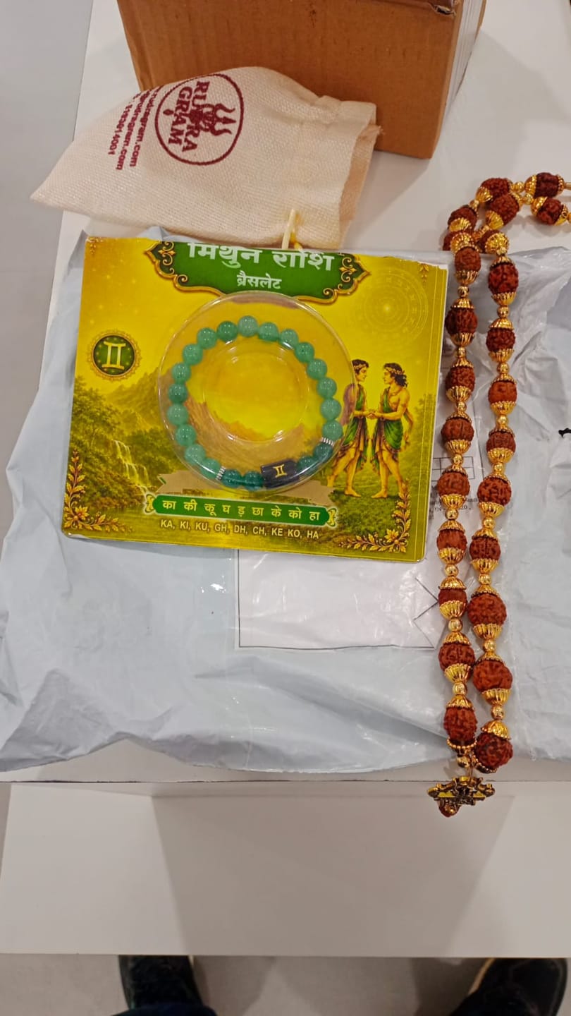 Customer photo review of Gemini (Mithun Rashi) Zodiac Bracelet – Natural Green Aventurine & Milky Quartz