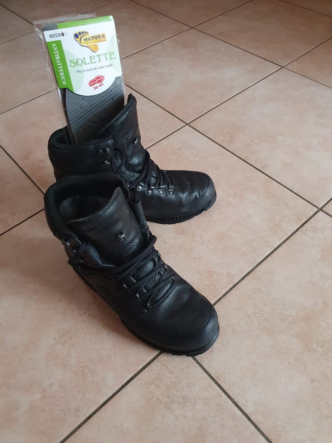 Customer photo review of Scarponi Esercito Tedesco Rigenerati Meindl / Haix U132 in Vera Pelle Gore-Tex