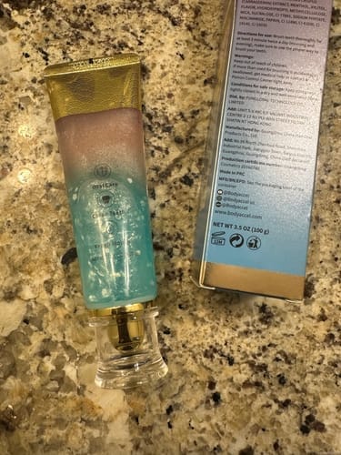 Customer photo review of Niacinamide Whitening Toothpaste