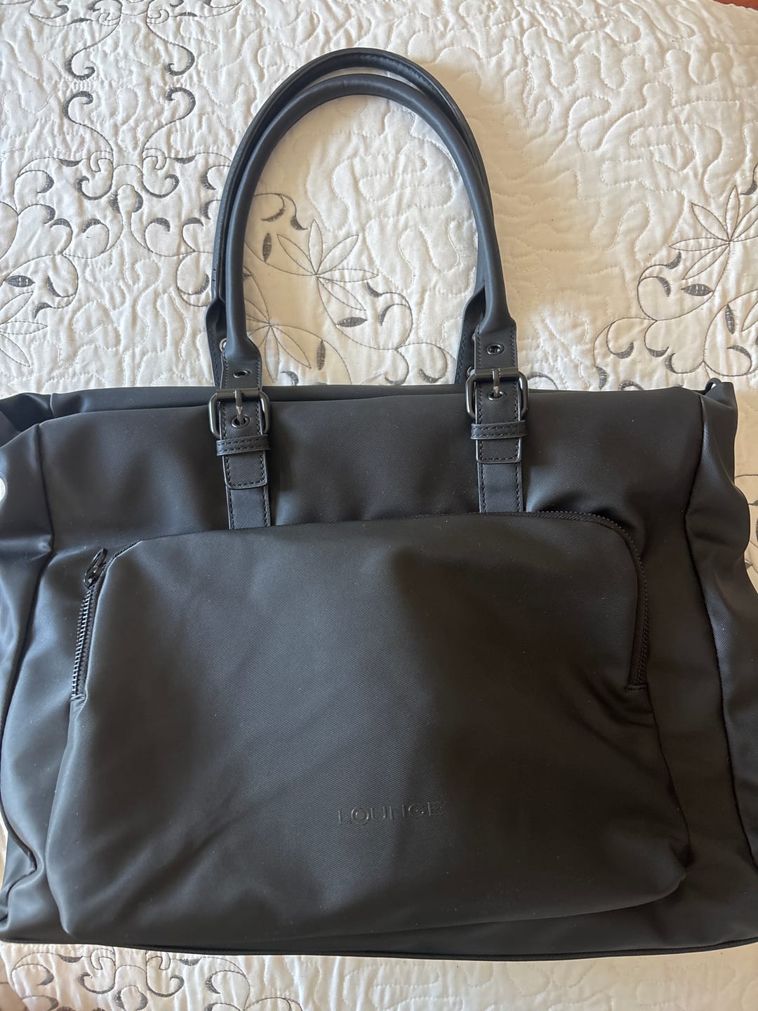Customer photo review of Bolso Notebook Hebillas Urban