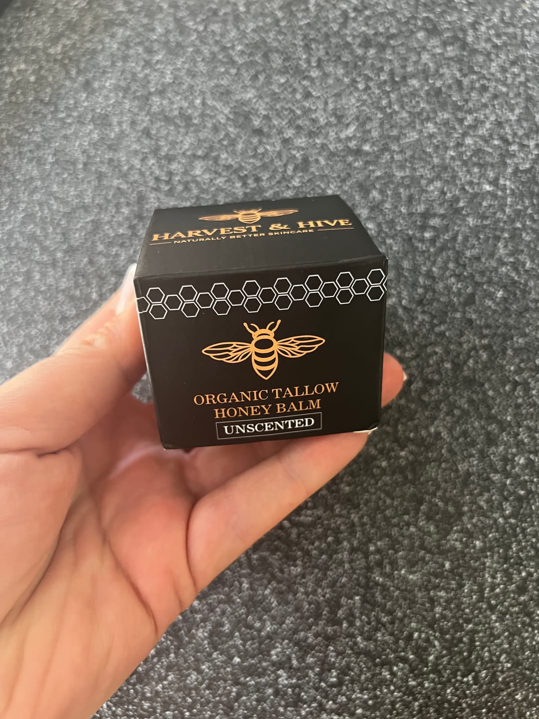 Customer photo review of Harvest & Hive™ Organic Tallow Balm - Made in the UK 🇬🇧