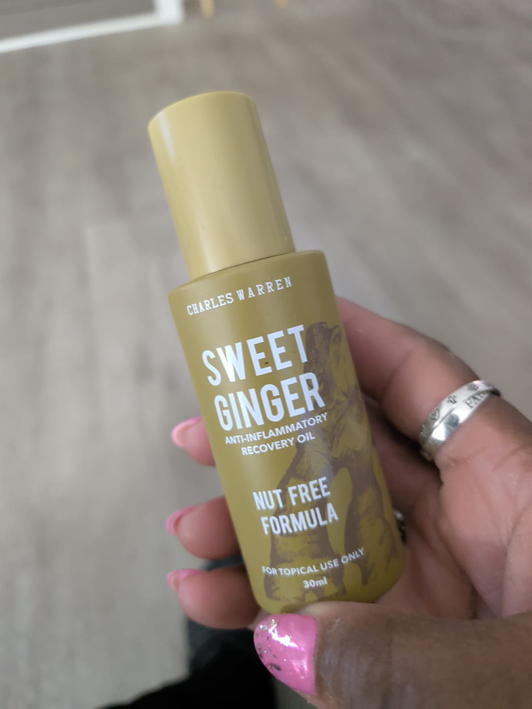 Customer photo review of [Nut-Free] Sweet Ginger Dry Oil for Sensitive Skin