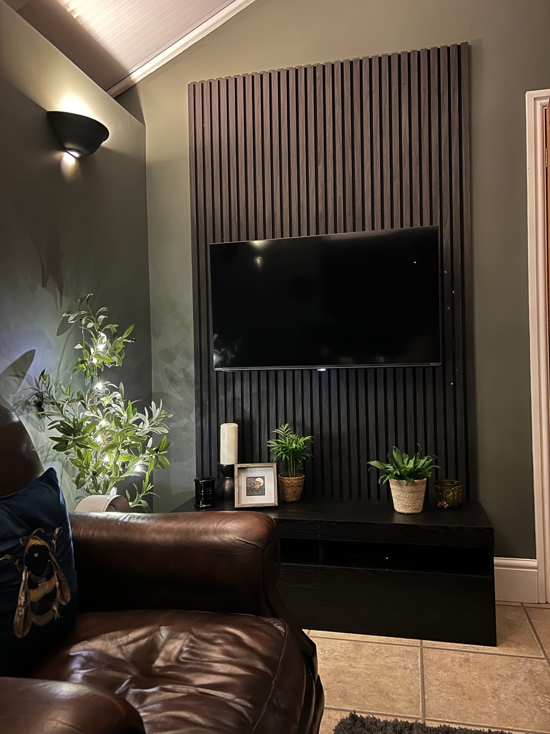 Customer photo review of Acoustic Slat Wall Panels Wooden Decorative Wall Panels Black Oak Premium 2.4m x 0.6m