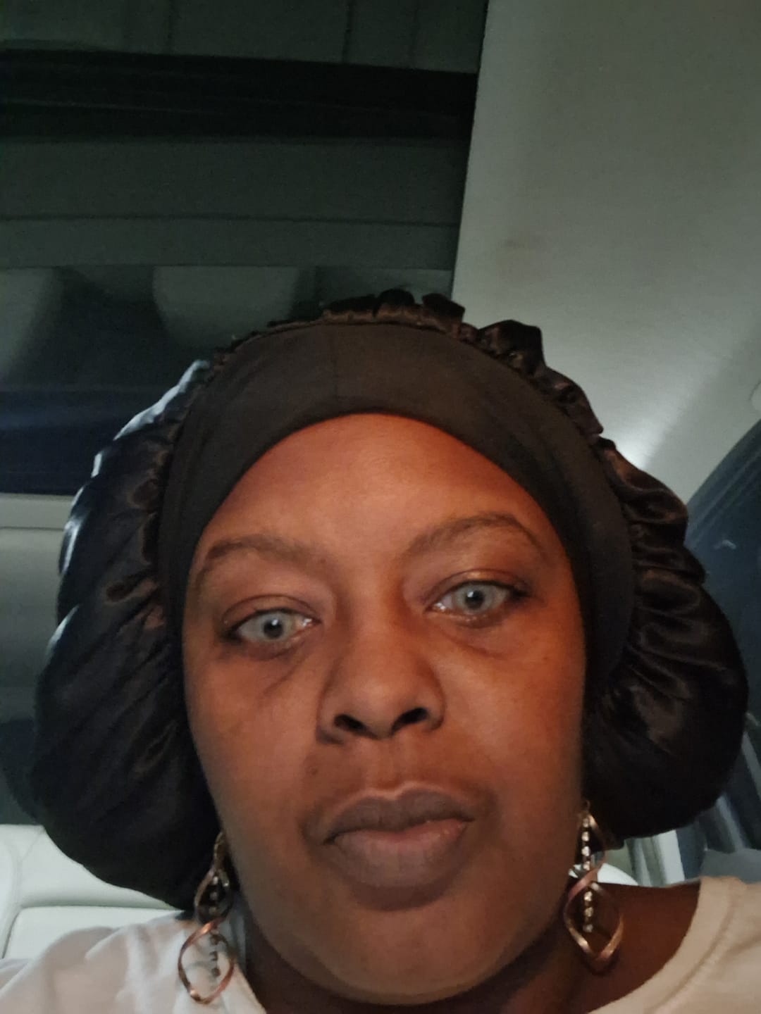 Customer photo review of Hidrocor Quartz Blue Gray Prescription Colored Contact Lenses
