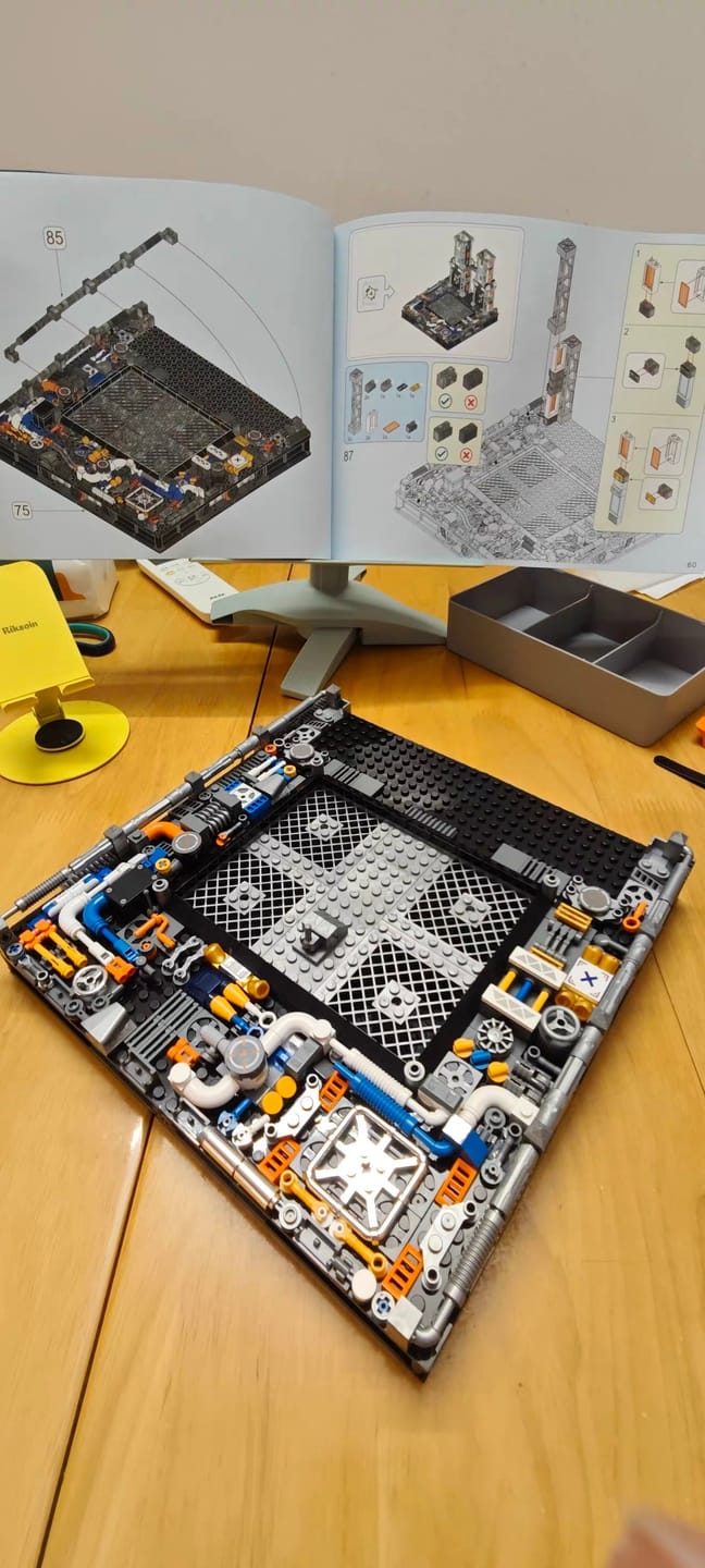 Customer photo review of Space Shuttle Building Blocks Kit 2,226 Pcs NASA-Inspired Model STEM Space Toy