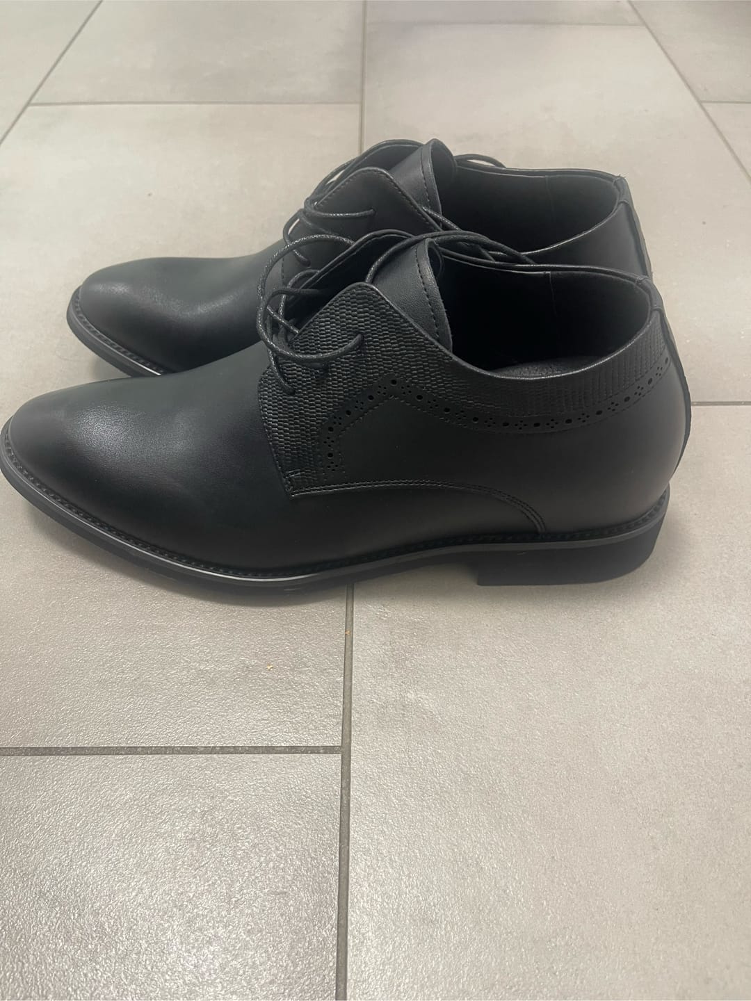Customer photo review of ELEVATESHOES PRESTIGE