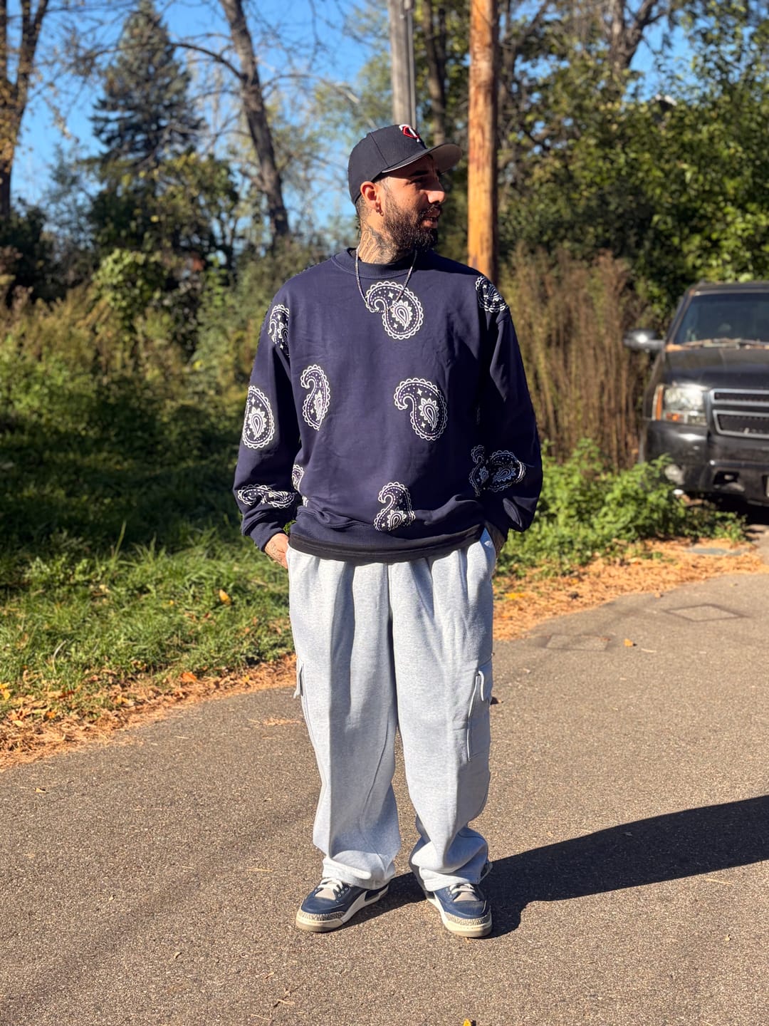 Customer photo review of LOWLOW Rag Crewneck - Midnight (Navy)
