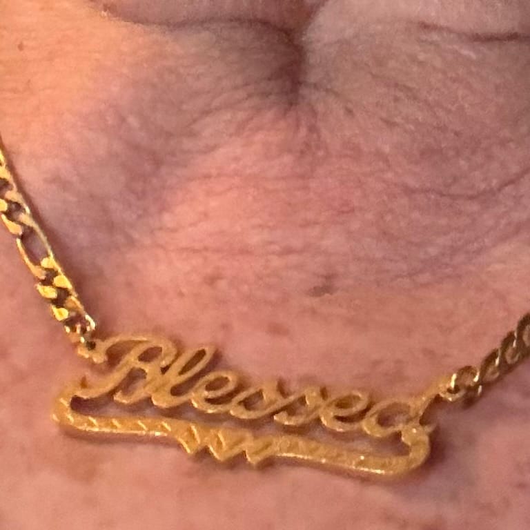 Customer photo review of Diamond Cut Heart Name Necklace