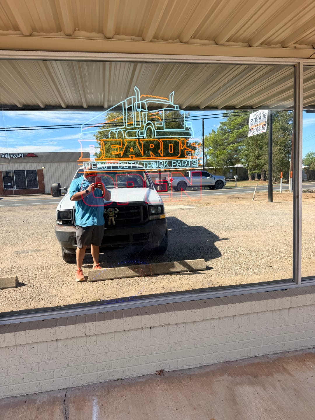 Customer photo review of Beard's Heavy Duty Truck Parts - Premium Neon Artwork