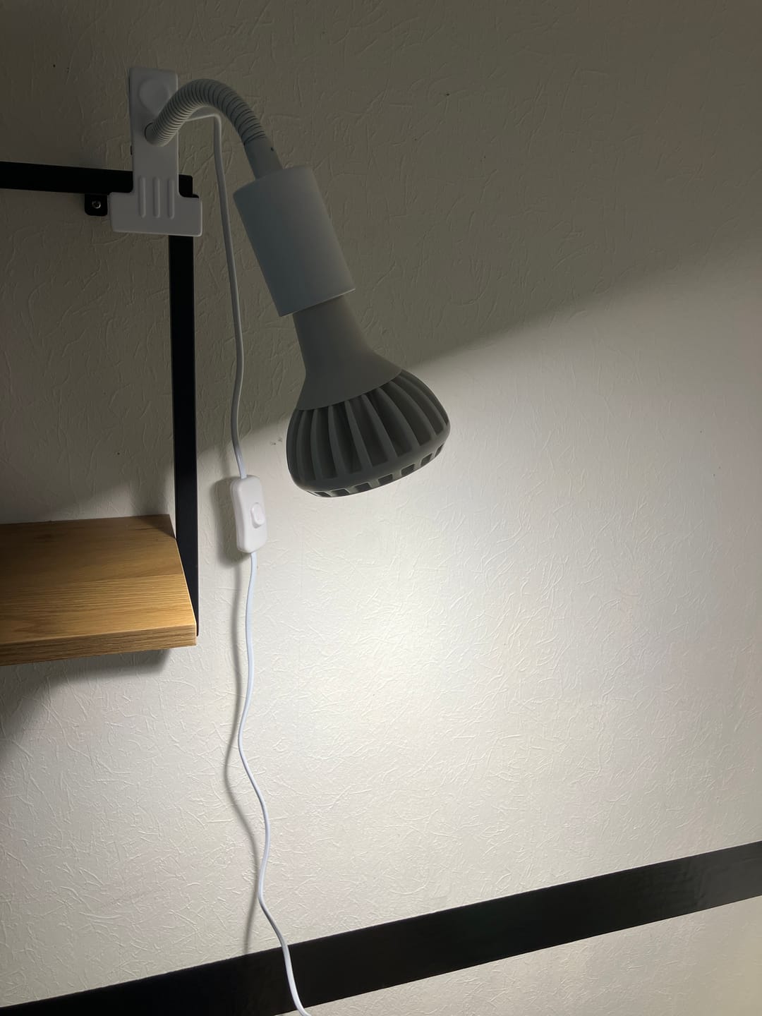 Customer photo review of Pianta Pflanzenlampe und Stelo Clip-On Lampenhalter Bundle