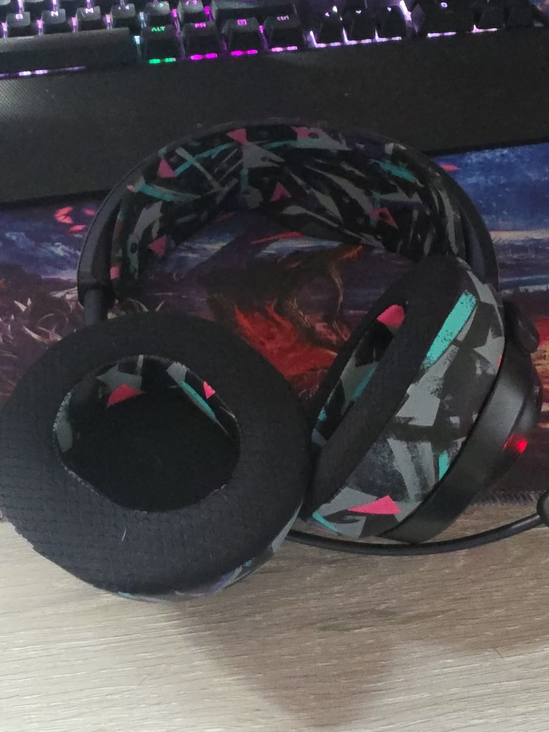 Customer photo review of Arctis Nova Pro Wireless, Nova Elite & Nova Pro Omni Earpads - WC FreeZe Cooling Gel