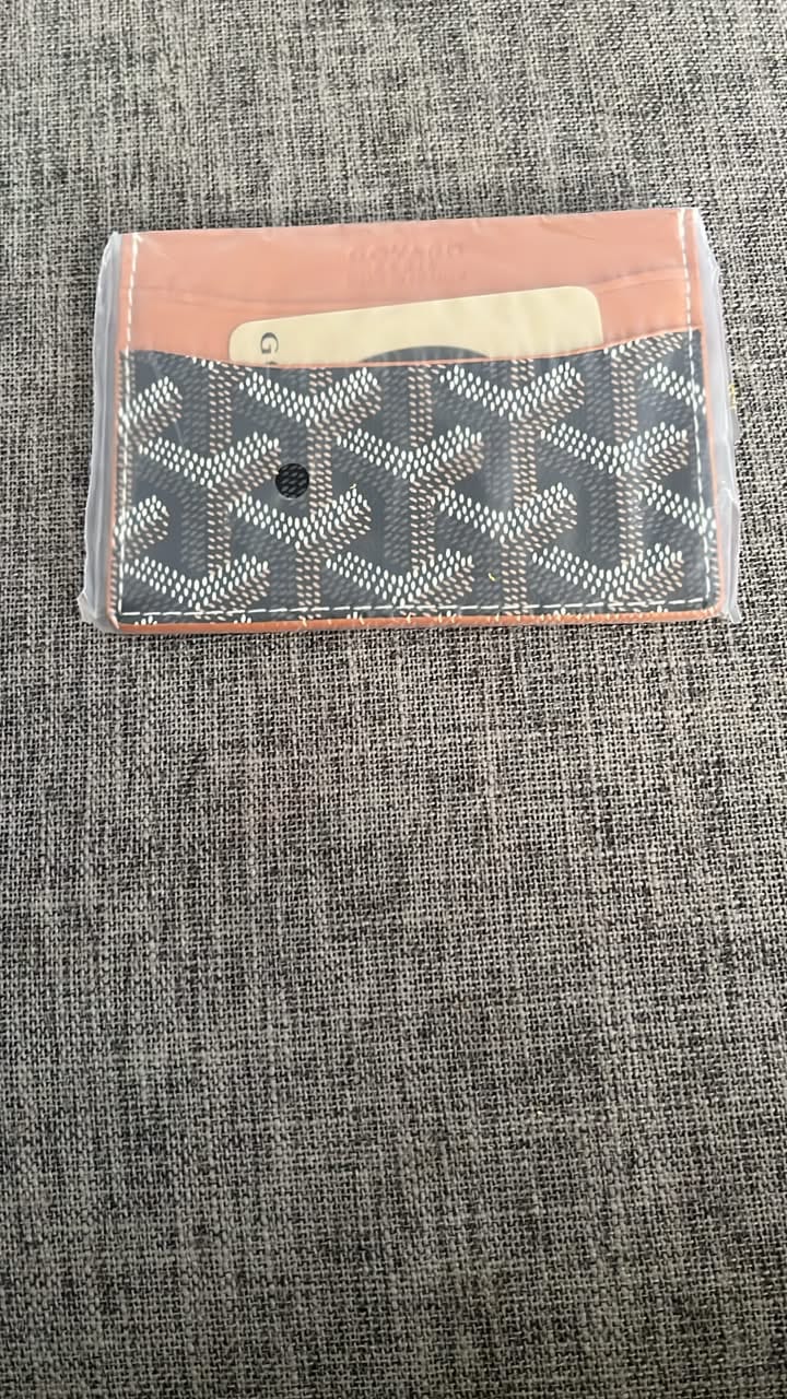 Customer photo review of Goyard Card Wallet – Saint Sulpice Black & Tan