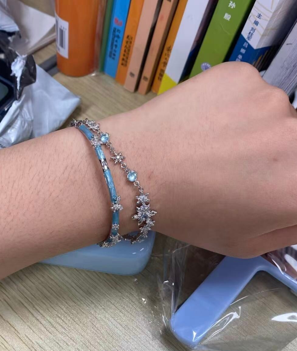 Customer photo review of "Snow Land" Platinum Plated Snowflake Charm Bracelet
