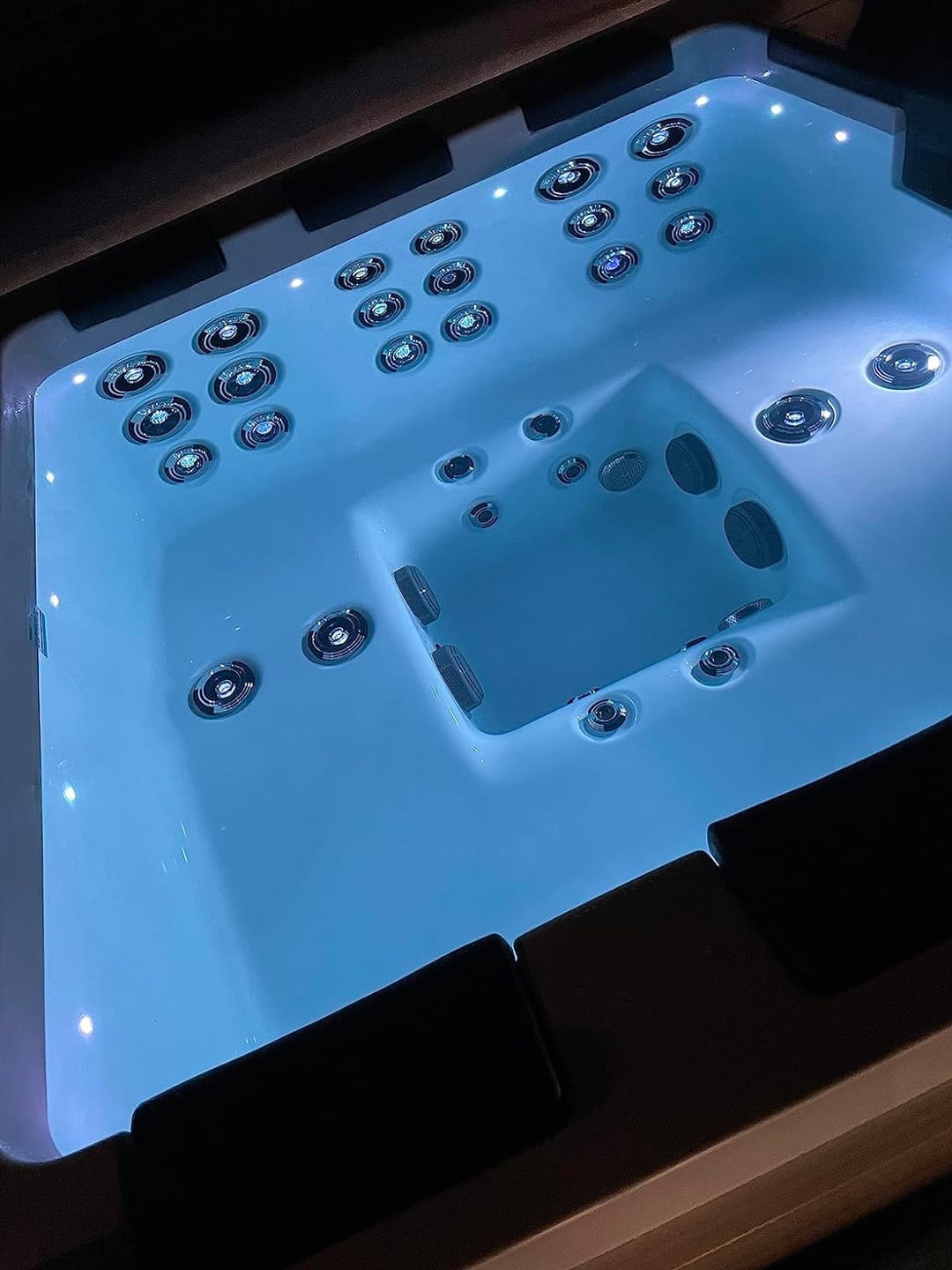Customer photo review of Comfort Hot Tub 816