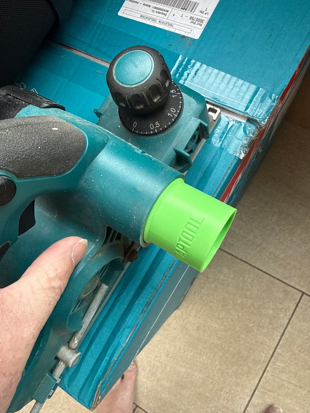 Customer photo review of Festool Cleantec Hose Adaptor to Makita 18v Planer DKP180Z