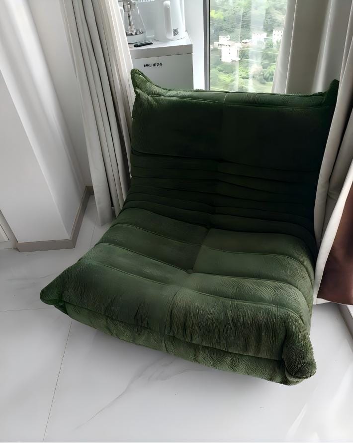 Customer photo review of Hiksnra Caterpillar Chair | Vacuum Compressed Sofa