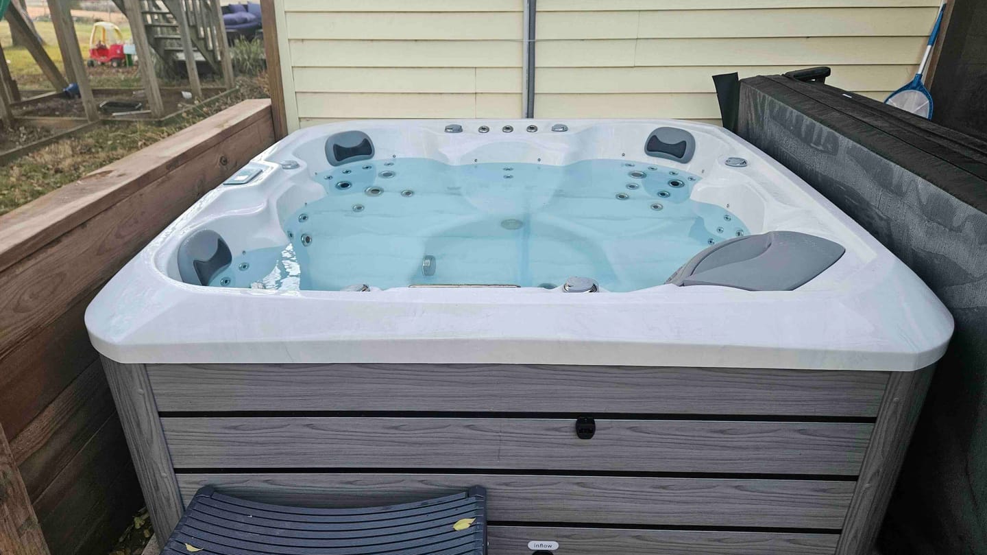 Customer photo review of Comfort Hot Tub 834