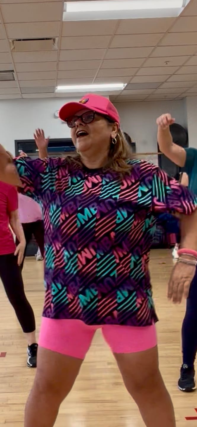 Customer photo review of Electric Feel Unisex Oversized Top - Blue/Pink