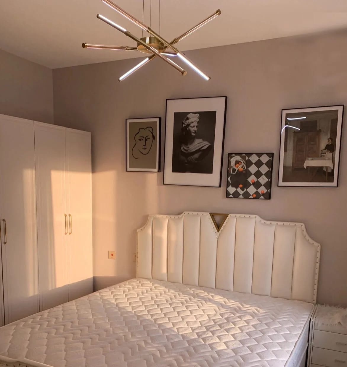 Customer photo review of Gold Chandelier, Starburst with Rotatable LED Heads, 80-100 cm