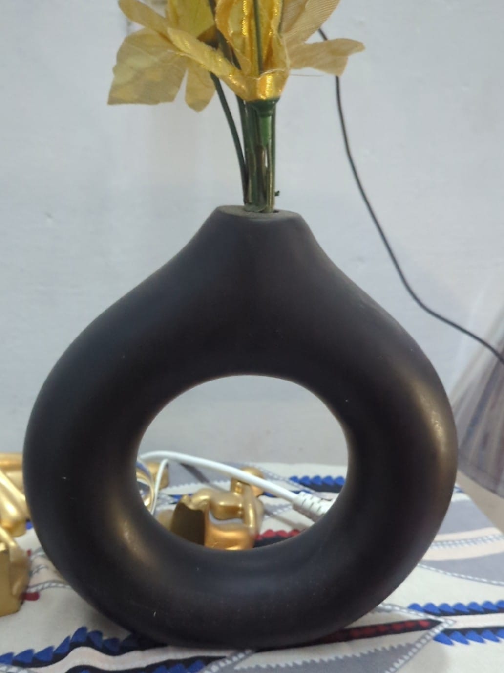 Customer photo review of Black Donut Bud Vase Set of 2
