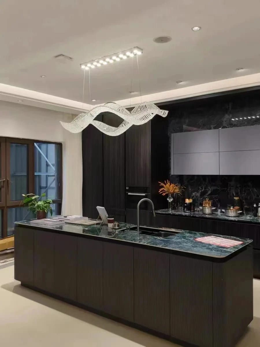 Customer photo review of Crystal Chandelier, Ribbon-Inspired Design, Integrated LED, 120–150 cm