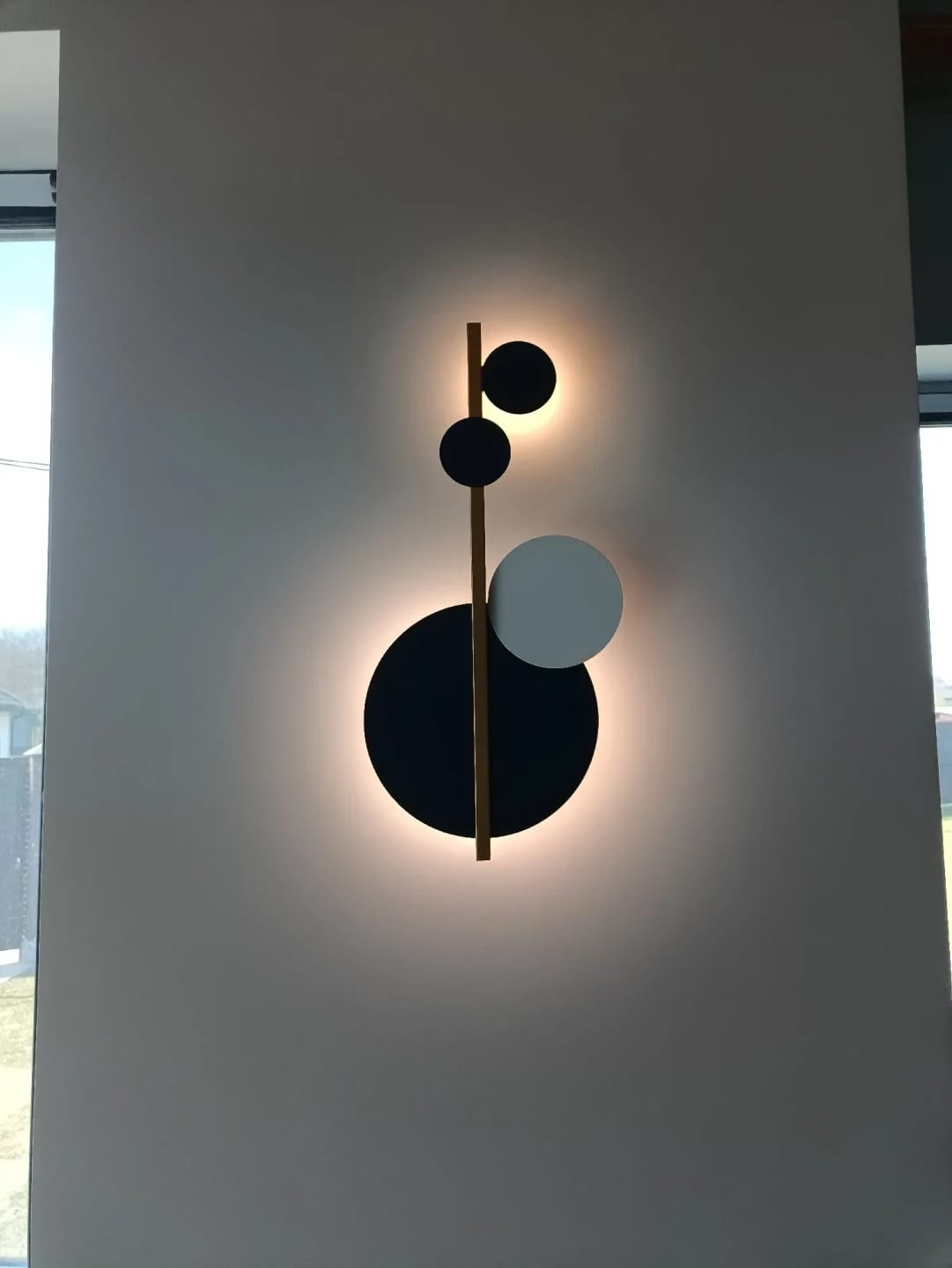 Customer photo review of Wall Light, Overlapping Circles Design, Wall Sconce, 60–90 cm