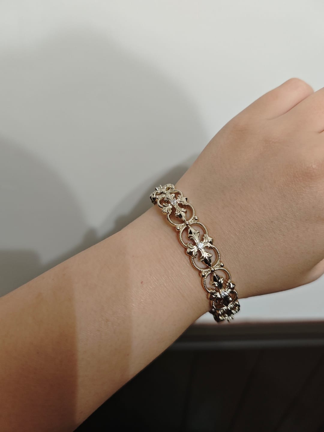 Customer photo review of "Bastet" 14K Gold Plated Vintage Iris Statement Bracelet