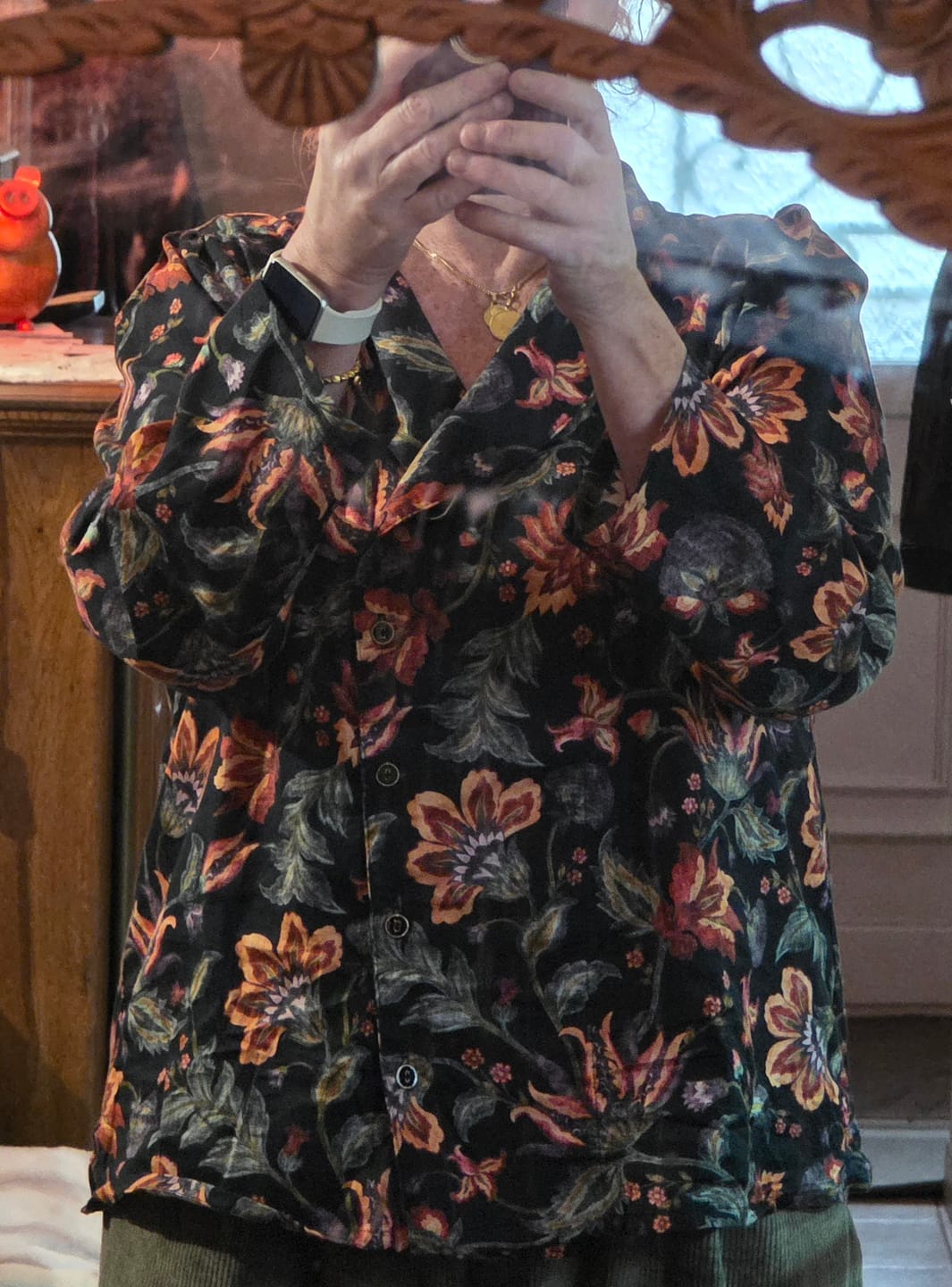 Customer photo review of Blouse Dorine manches longues — Satin de coton Fleurs de crépuscule