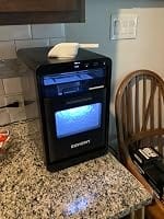 Customer photo review of Simzlife Nugget Ice Maker Countertop, 44Lbs/24H Pebble Ice Maker Machine, Self-Cleaning Pellet Ice Machine with Ice Scoop&Basket, Sonic Countertop Ice Machine for Home/Kitchen/Office(Black)