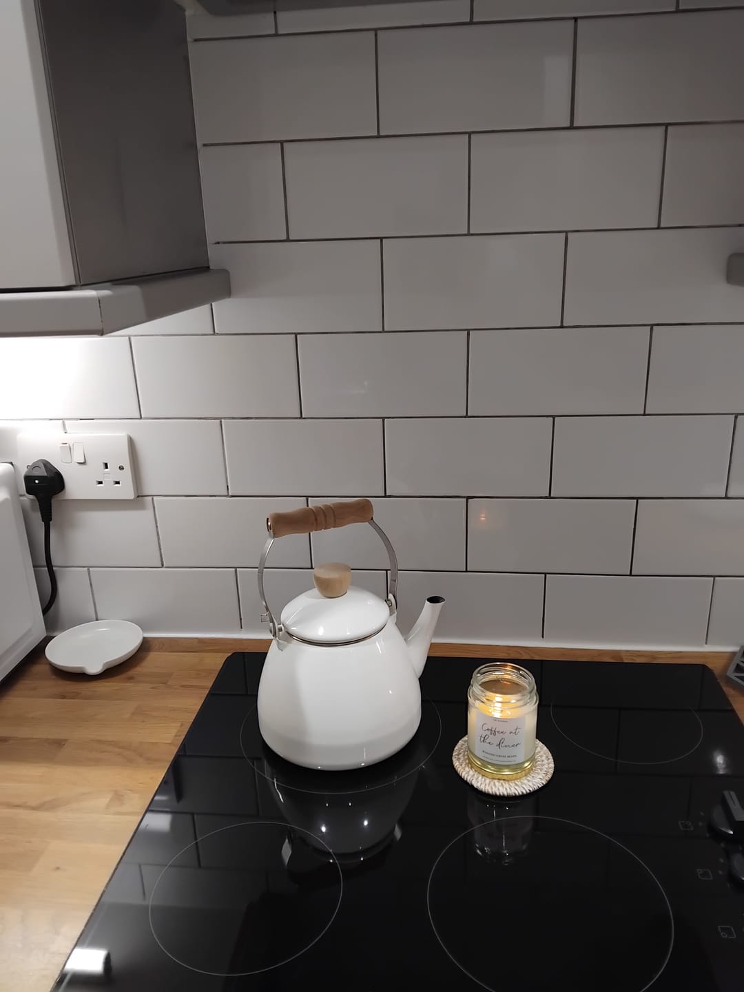 Customer photo review of "Coffee At The Diner" Candle