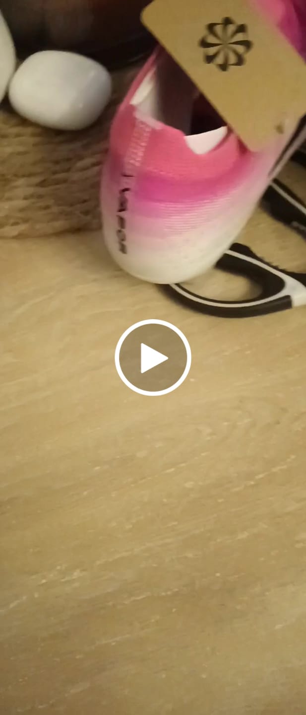 Customer video review of Nike Mercurial Vapor 17 Elite FG - Rose/Blanc/Noir