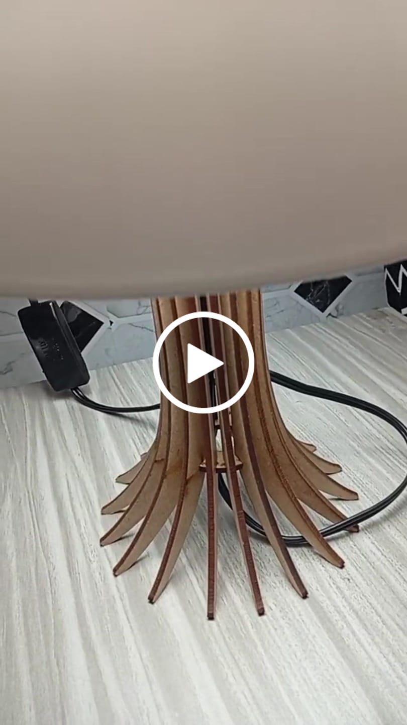 Customer video review of Abajur de Mesa Moderno para Quarto e Sala com Base em MDF
