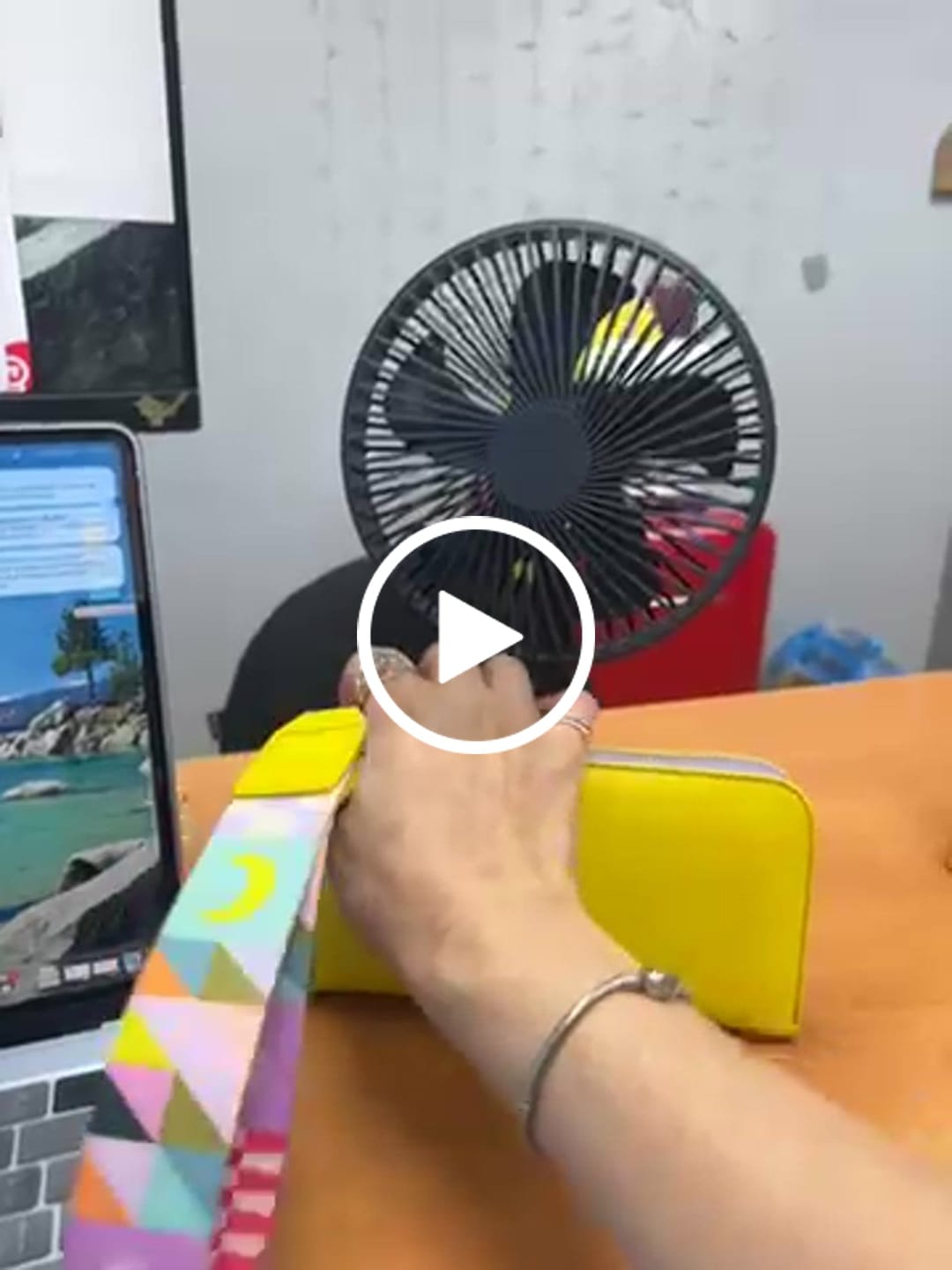 Customer video review of Cartera Limoncello Grande
