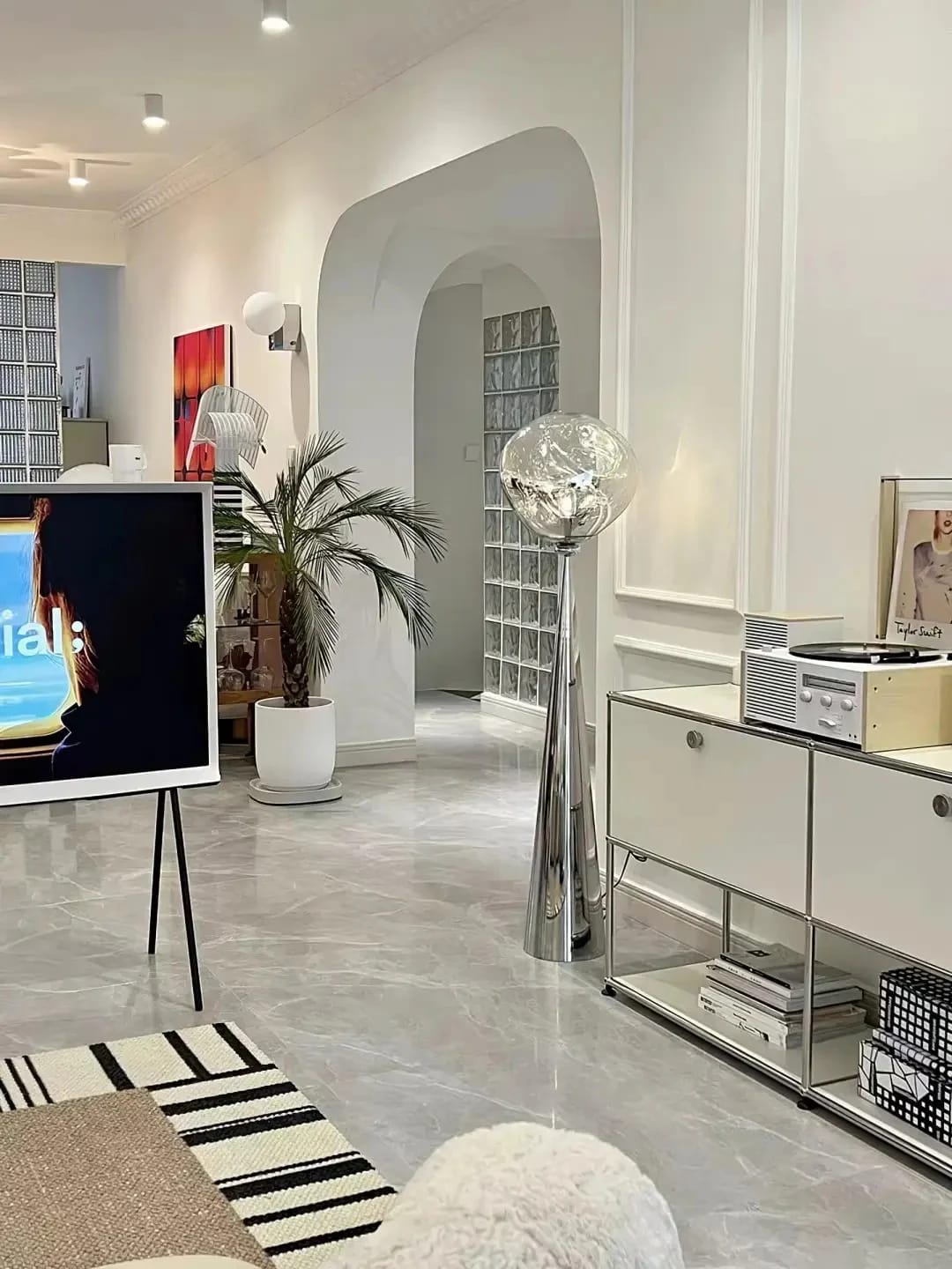 Customer photo review of Floor Lamp, Distorted Acrylic Shade, Conical Steel Stem, 145–155 cm