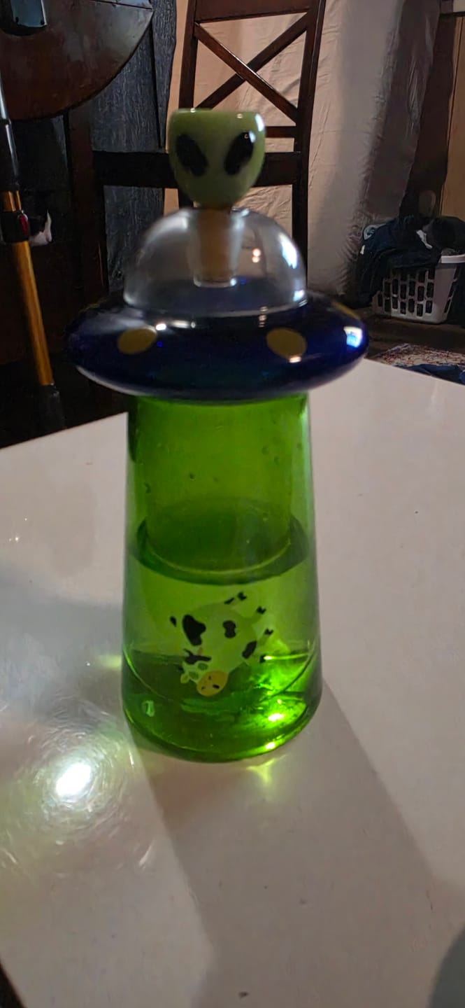 Customer photo review of UFO Gravity Bong