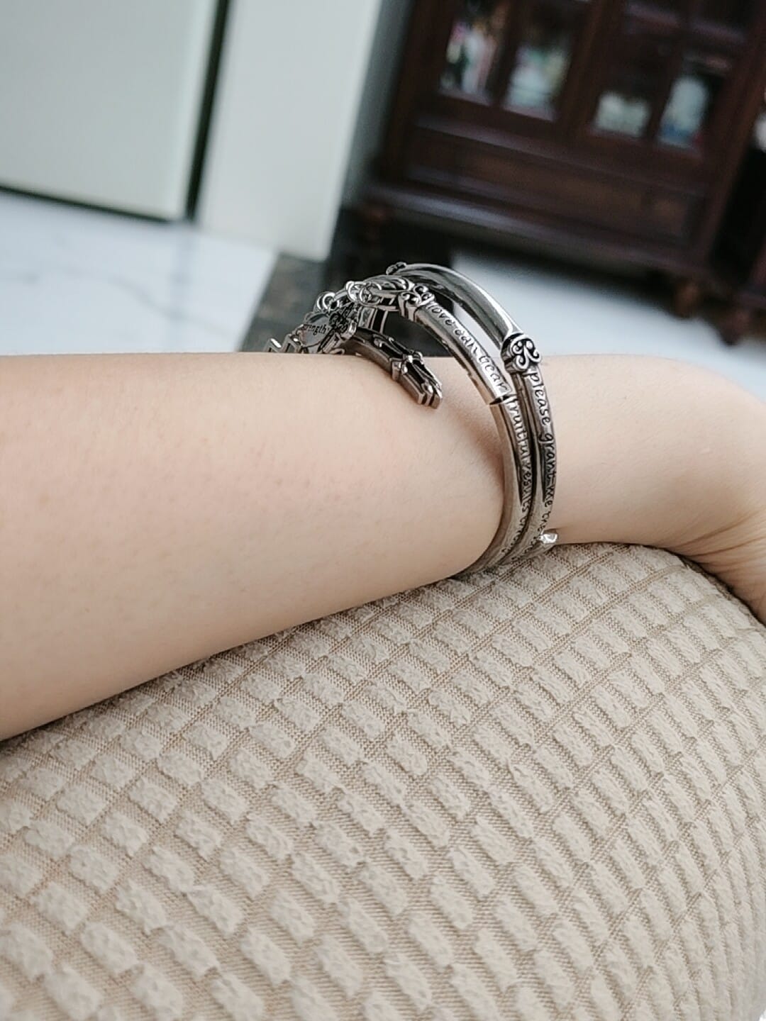 Customer photo review of "Bastet" 14K Gold Plated Vintage Iris Statement Bracelet