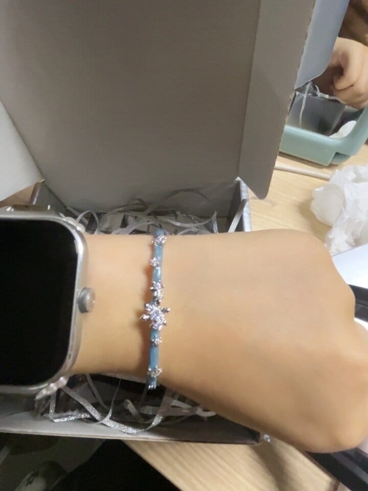 Customer photo review of "Snow Land" Platinum Plated Snowflake Charm Bracelet