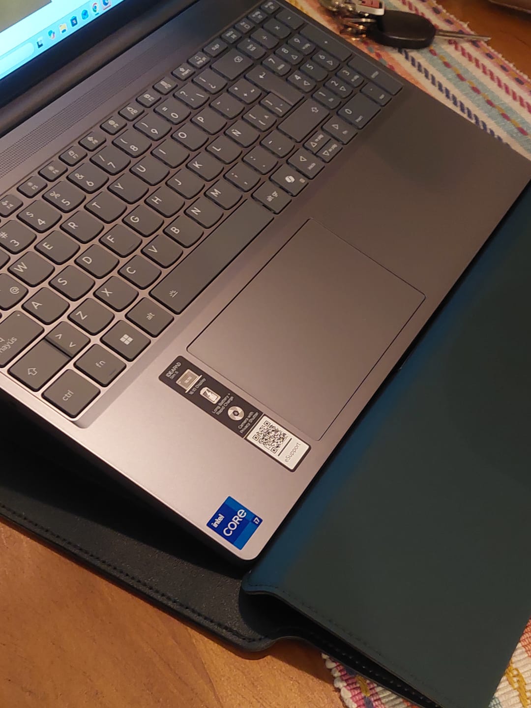 Customer photo review of Funda Notebook Smart Workstation