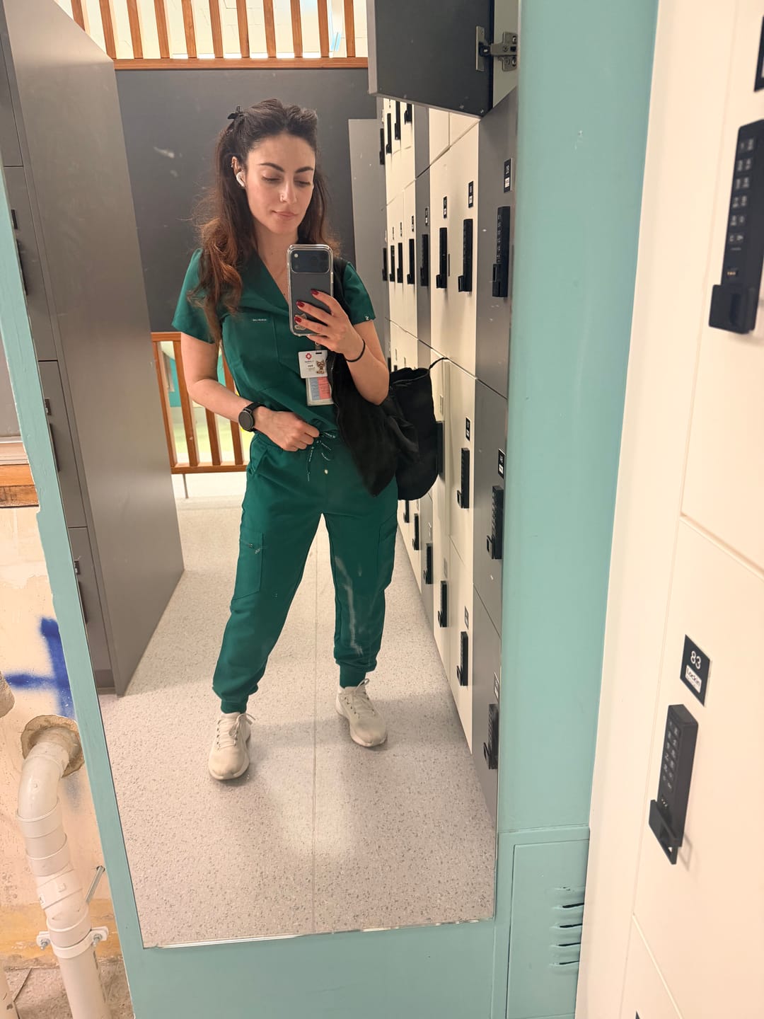 Customer photo review of LUCY Jogger Scrub Pants - Hunter Green | SLTECH™