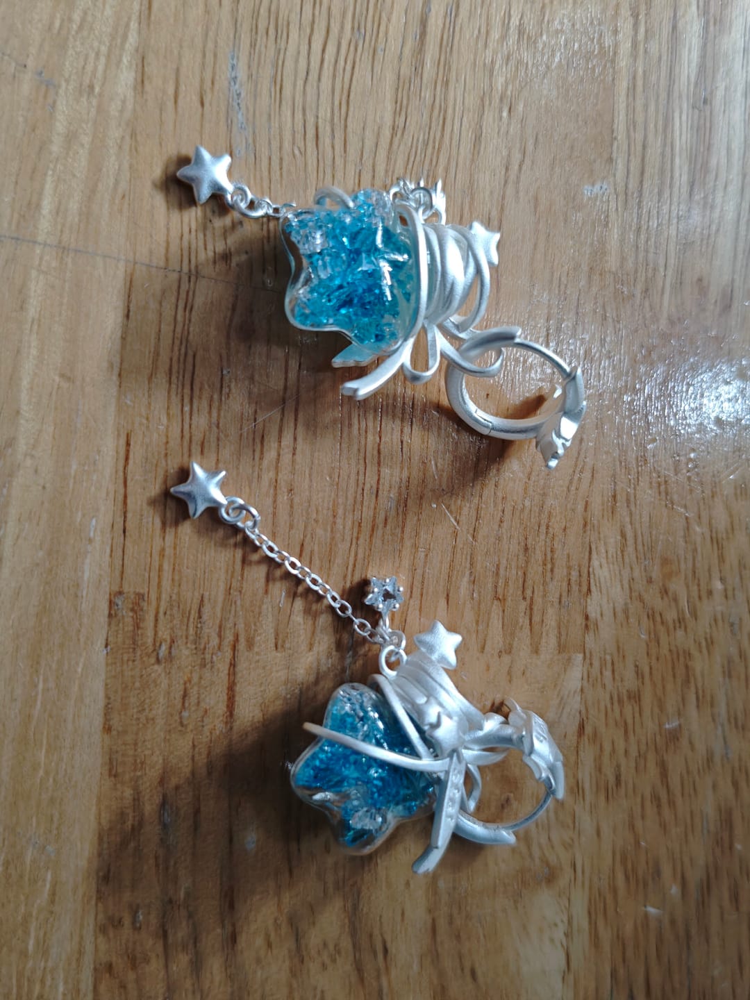 Customer photo review of "WISHING STAR" Platinum Plated Wishing Bottle Dangle Earrings