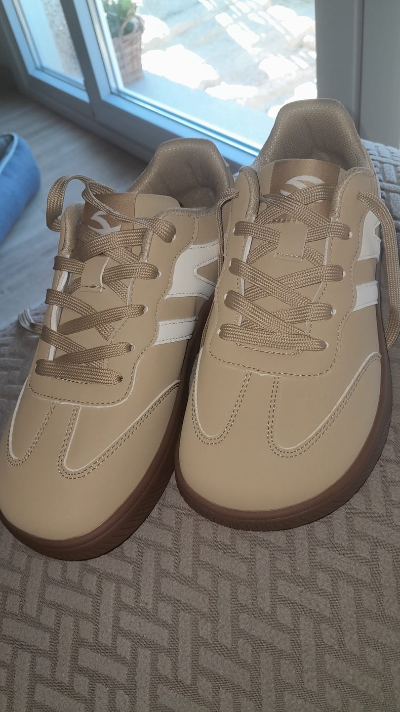 Customer photo review of Laurel - Zapatos De Punta Ancha