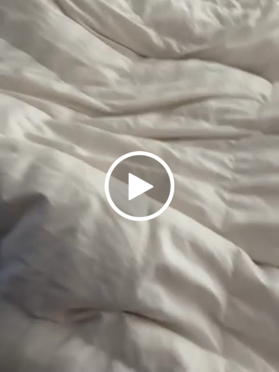 Customer video review of Cloud Cooling Pillowcase