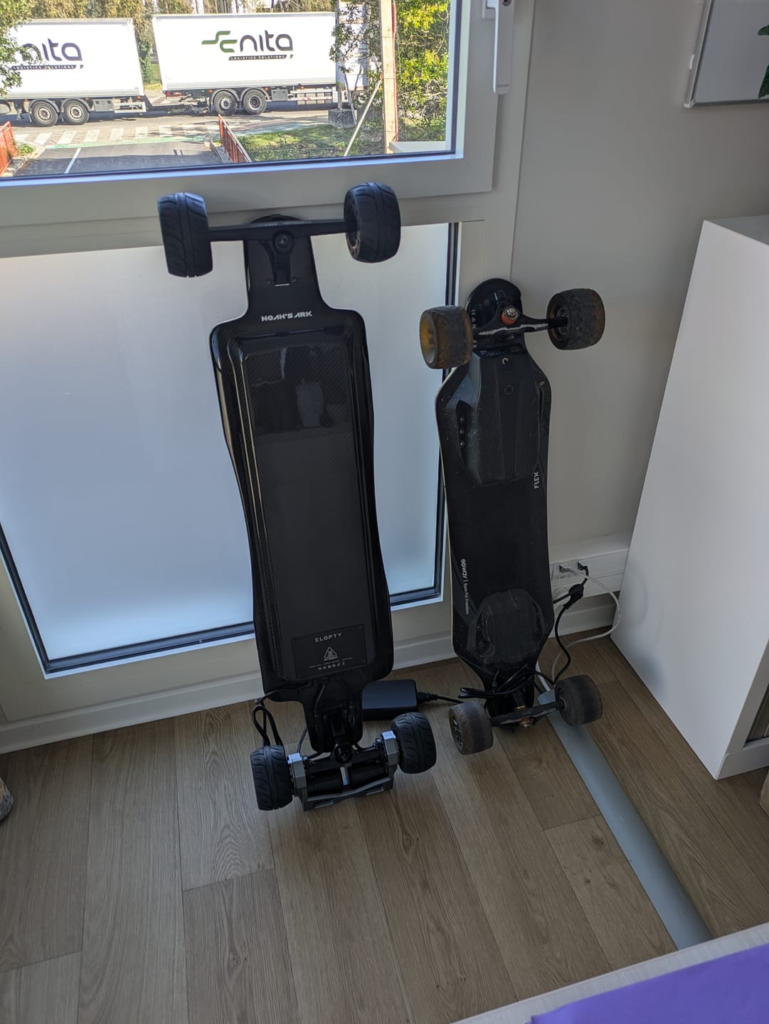 Customer photo review of Elofty® Noah's ark" 2 in 1 Electric Skateboard
