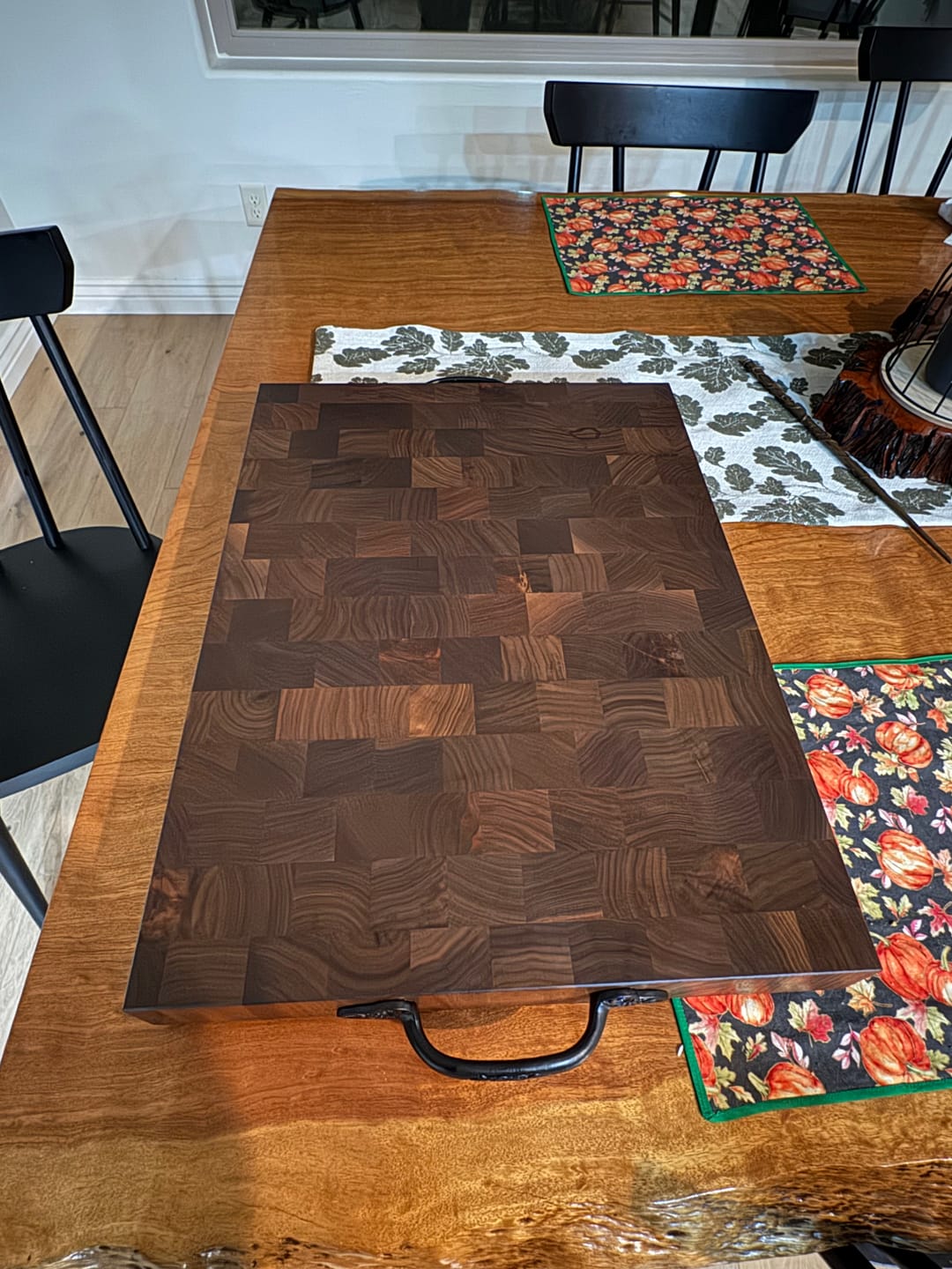 Customer photo review of MAMMOTH Endgrain Base (24"x18"x2.25in)