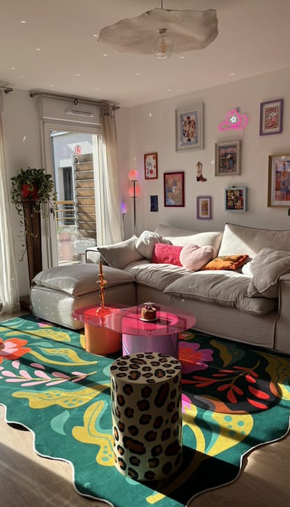 Customer photo review of Green Base Pink Floral Wavy Rug by Jessica Miller