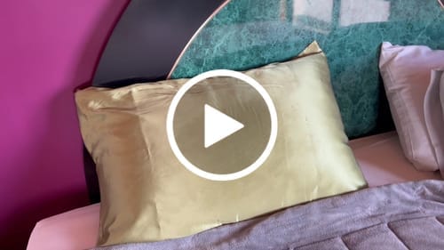 Customer photo review of Olive Mulberry Silk Pillowcase – Standard/Queen Size (AU), Zip Closure