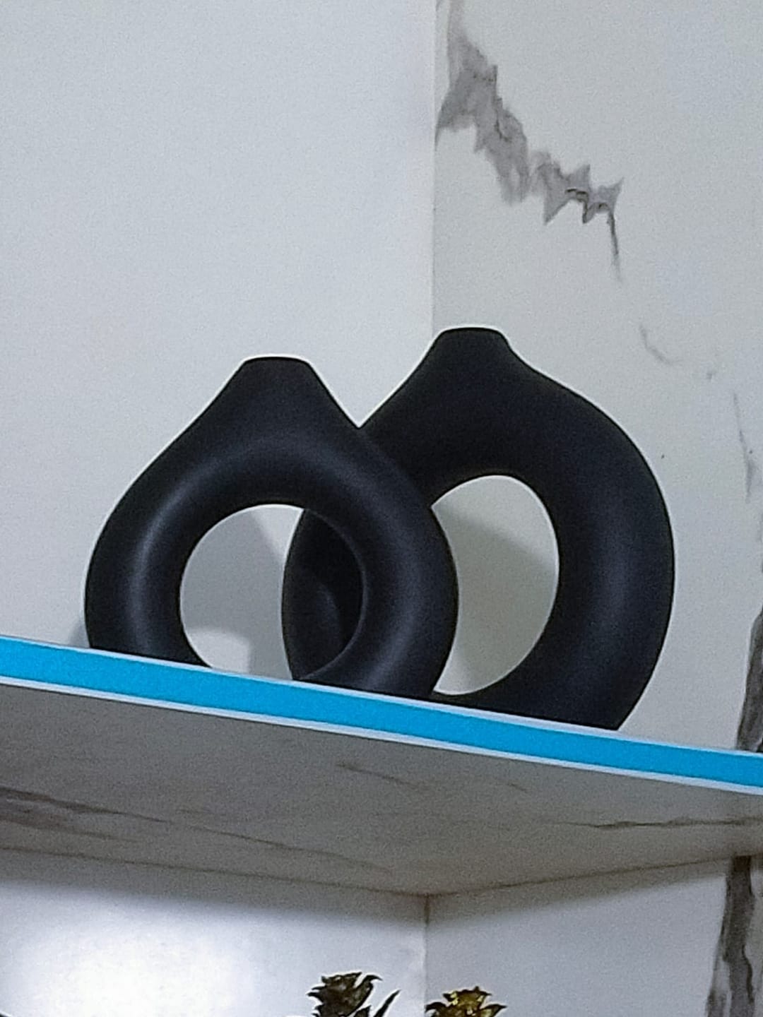 Customer photo review of Black Donut Bud Vase Set of 2