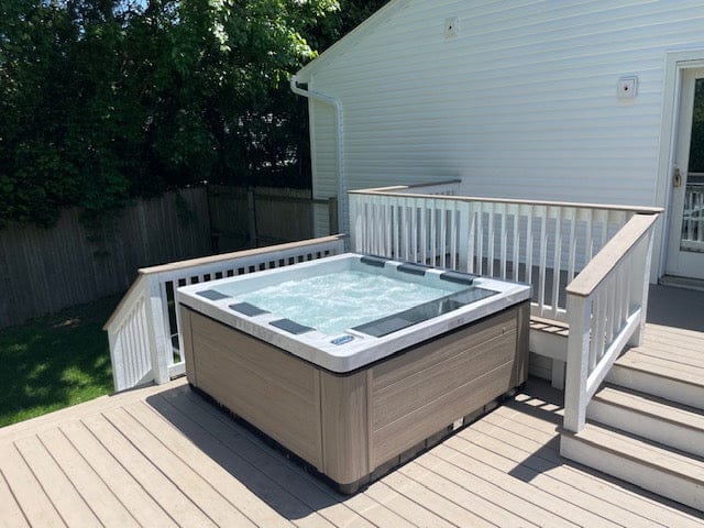 Customer photo review of Comfort Hot Tub 816
