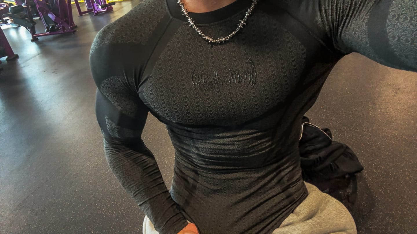 Customer photo review of Doom Tech™ Spider-Corpse Longsleeve Compression [DARKNESS]
