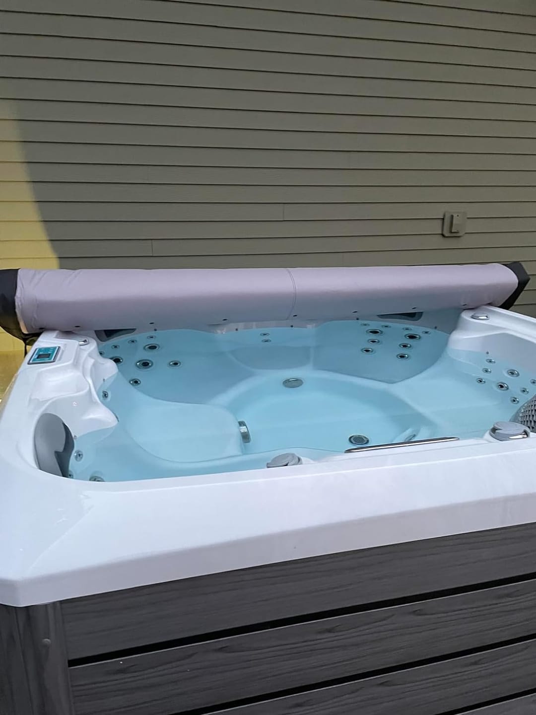 Customer photo review of Comfort Hot Tub 834